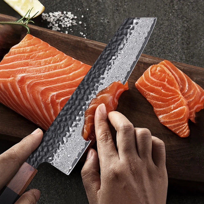 Couteau Forgé en Acier Damas Découpe Saumon