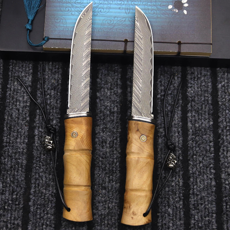 Couteau de Chasse Japonais Damas Présentation