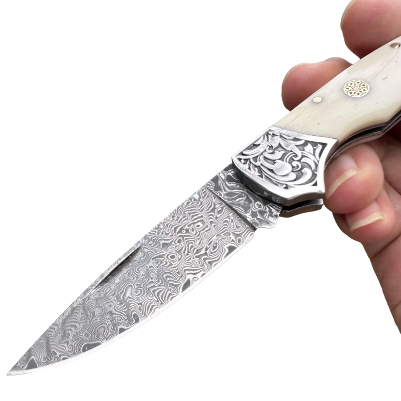 Couteau Pliant Damas Forgé Main Lame